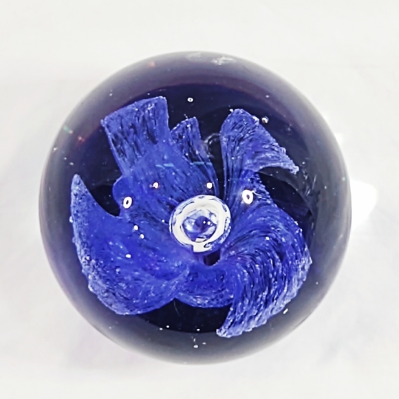 Vintage Set! 1 Blue & 1 White Hand-Blown Glass Floating Flower Paperweights - Picture 2 of 12